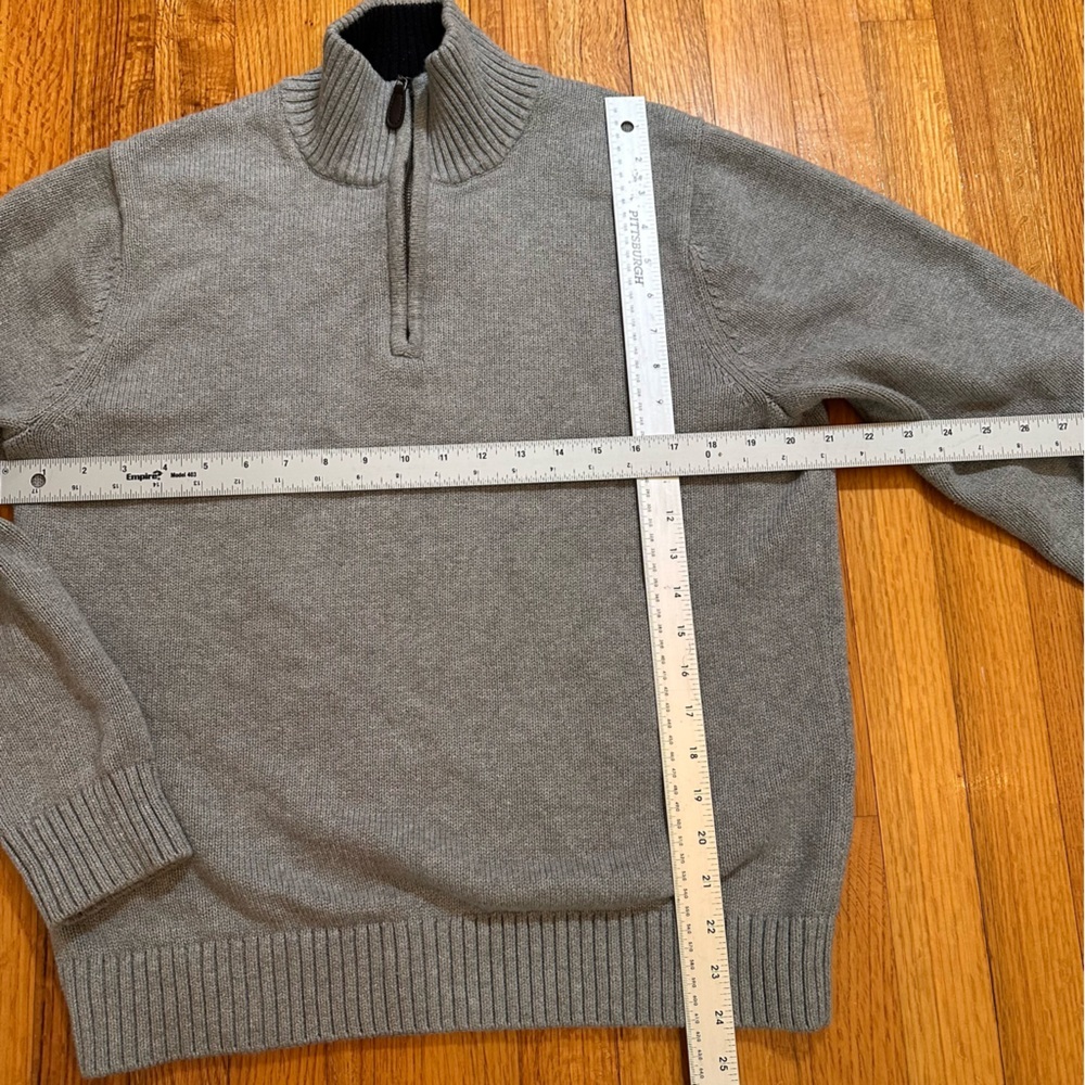 L.L.Bean Men's Cotton Knit 1/4 Zip Sweater in gray, Size. M - Picture 6 of 8